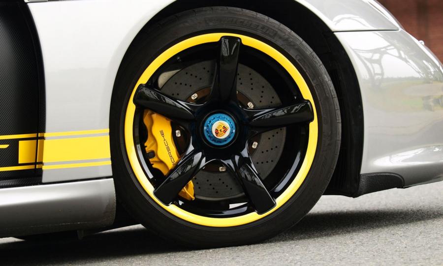  Porsche Carrera GT by Edo Competition 2016 года  (фото 2 из 13)
